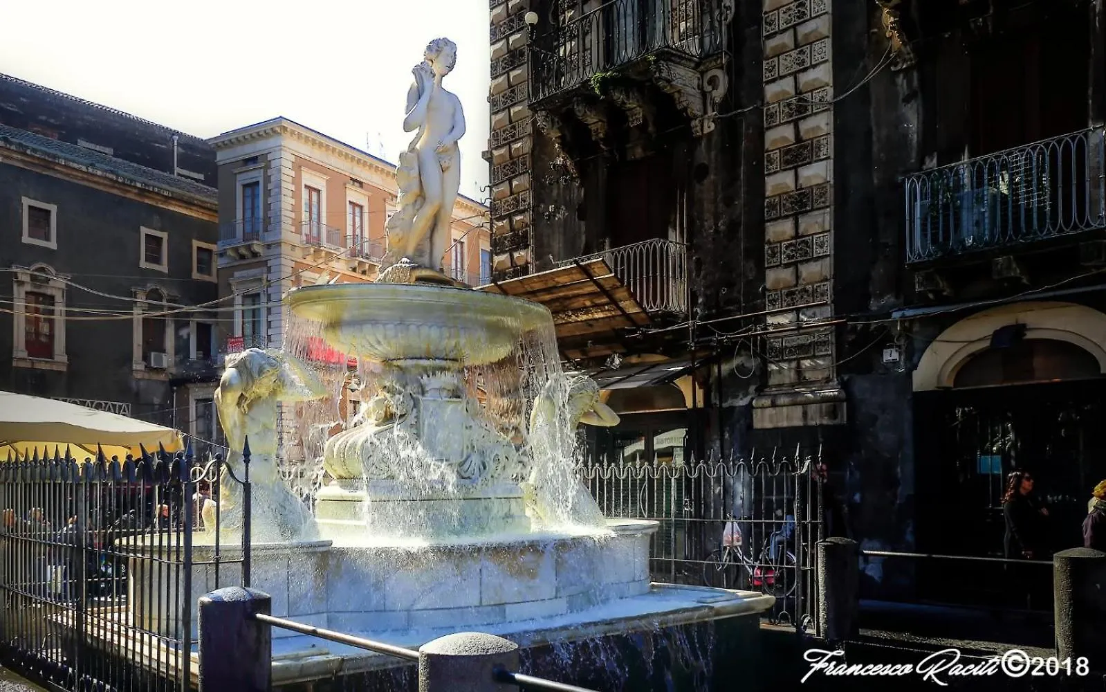 Pensión Clemente House Catania Centro Meravigliosa Camera Matrimoniale
