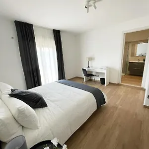 Casa Giulia Affittacamere Aeroporto di Catania Fontana Rossa